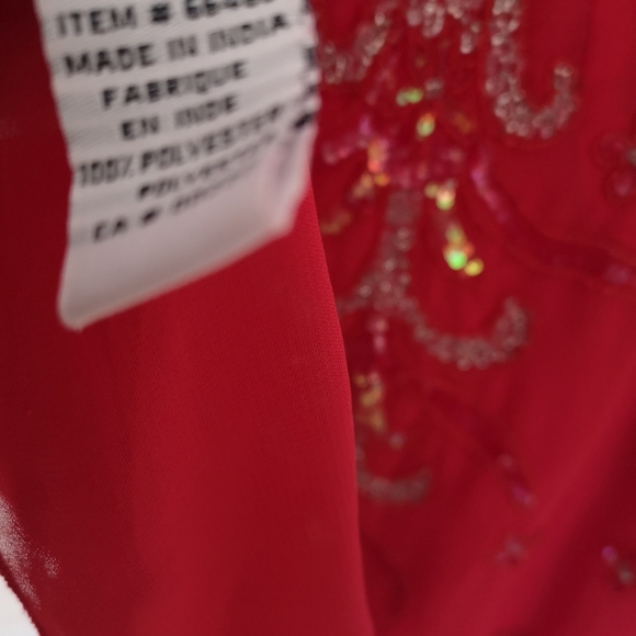 Red beaded tunic - Picture 6 of 6